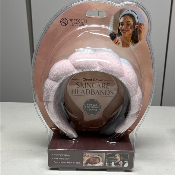 Two Skincare Headbands - Picture 1 of 10